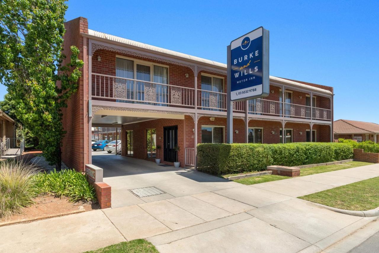 Burke And Wills Motor Inn スワン・ヒル エクステリア 写真