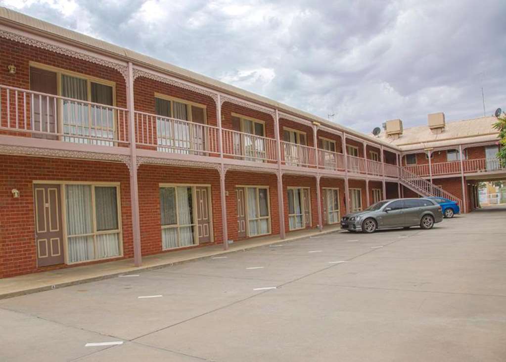Burke And Wills Motor Inn スワン・ヒル エクステリア 写真